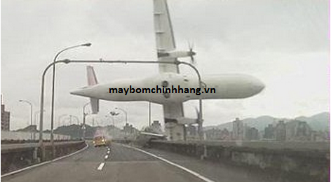 Chiếc máy bay của hãng TransAsia đang rơi